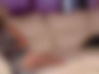 SquirtyMommy's Live Sex Cam Show