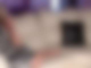SquirtyMommy's Live Sex Cam Show