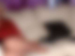 Live cam show with SquirtyMommy - Striptease Granny on CamSextacy