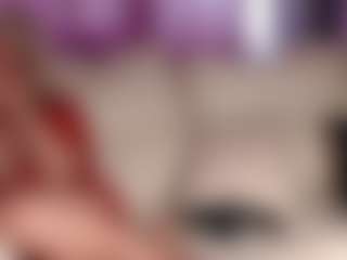 SquirtyMommy's Live Sex Cam Show