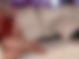 SquirtyMommy's Live Sex Cam Show