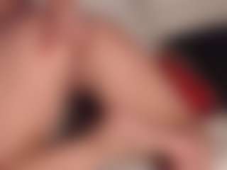 SquirtyMommy's Live Sex Cam Show