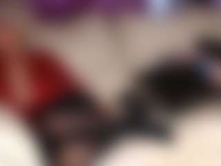 SquirtyMommy's Live Sex Cam Show