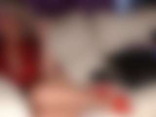Live cam show with SquirtyMommy - Foot Fetish Blonde Hair on Camsoda