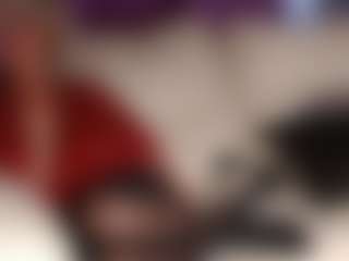 SquirtyMommy's Live Sex Cam Show