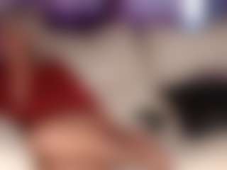 SquirtyMommy's Live Sex Cam Show