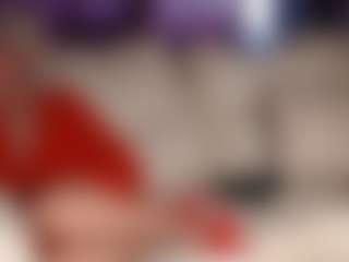 SquirtyMommy's Live Sex Cam Show