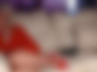 SquirtyMommy's Live Sex Cam Show