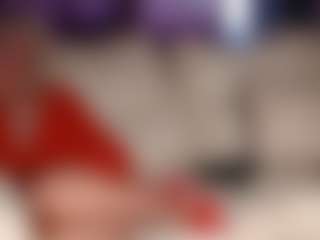 SquirtyMommy's Live Sex Cam Show
