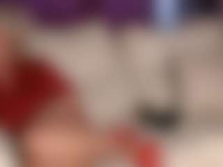 SquirtyMommy's Live Sex Cam Show