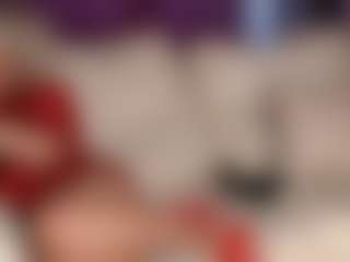 SquirtyMommy's Live Sex Cam Show