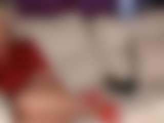Live cam show with SquirtyMommy - Hairy Pussy on Camsoda