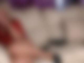 Live cam show with SquirtyMommy - Striptease Granny on Camsoda