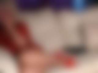 SquirtyMommy's Live Sex Cam Show