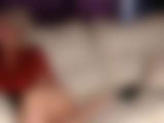 Live cam show with SquirtyMommy - Striptease MILF on Gym Cam Girls