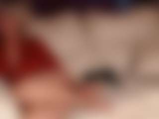 SquirtyMommy's Live Sex Cam Show