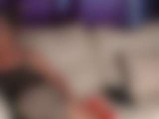 Live cam show with SquirtyMommy - Granny Blonde Hair on madthumbs