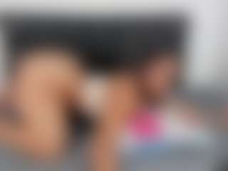 Live cam show with Alexamendoza - Average on Camsoda
