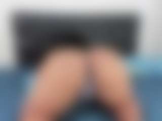 Live cam show with Alexamendoza - Brown Eyes on Camsoda