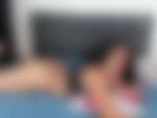 Live cam show with Alexamendoza - White on CamwithHer | colombia