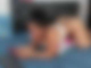 Live cam show with Alexamendoza - Brown Eyes on Camsoda