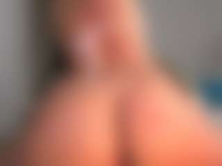 annie-santos's Live Sex Cam Show