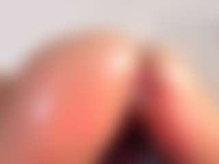 Live cam show with annie-santos - Anal on StripNow
