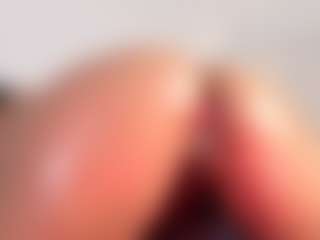annie-santos's Live Sex Cam Show