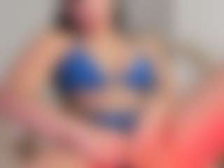 annie-santos's Live Sex Cam Show