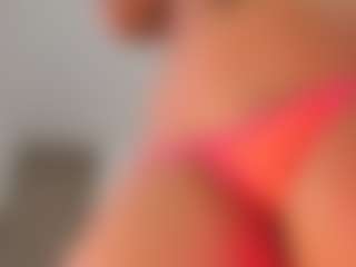 annie-santos's Live Sex Cam Show