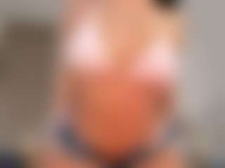 annie-santos's Live Sex Cam Show
