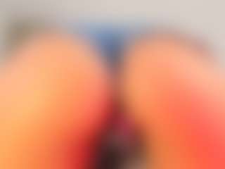 annie-santos's Live Sex Cam Show
