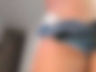 annie-santos's Live Sex Cam Show