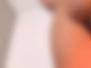 annie-santos's Live Sex Cam Show