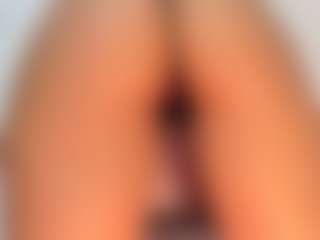 annie-santos's Live Sex Cam Show