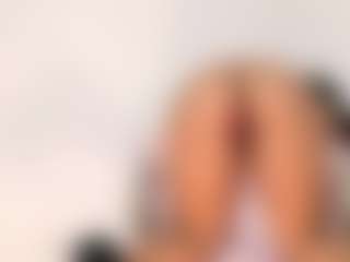 annie-santos's Live Sex Cam Show