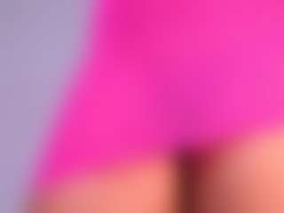 Live cam show with annie-santos - BBW on Milfs Live