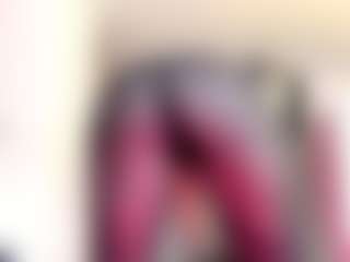 Live cam show with annie-santos - Strip Lovense on Gym Cam Girls