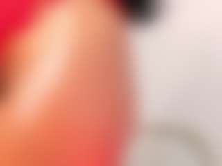 Live cam show with annie-santos - BBW on TeamSkeetLive