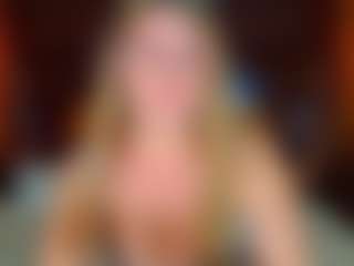Live cam show with NoraBigAss - Blue Eyes on 1on1-livenow