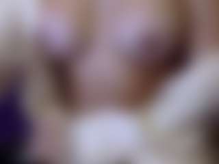 Live cam show with pamelapretty - Fetish on CamwithHer