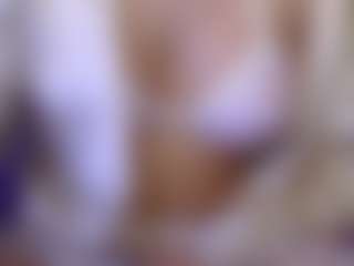 Live cam show with pamelapretty - Black Hair on Uber Horny