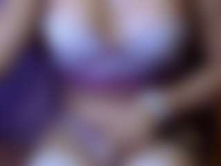 Live cam show with pamelapretty - Average on madthumbs