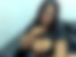 Live cam show with alysonyummyx - Spank Mature on Chatstar