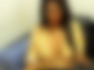 Show de câmera ao vivo com alysonyummyx - Glasses no Camsoda
