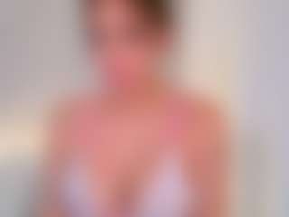 Live cam show with Saorifox - Skinny Teen (18+) on 1on1-livenow