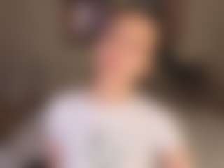 Show live cam dengan Zlata - Striptease di Camsoda