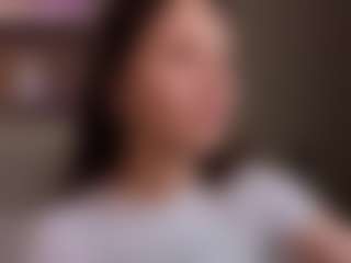 Live cam show with Zlata - Thin on liverealitysex.com