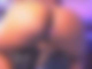 AMBER's Live Sex Cam Show