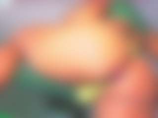 Live cam show with AMBER - Small Tits on Camiplay Live